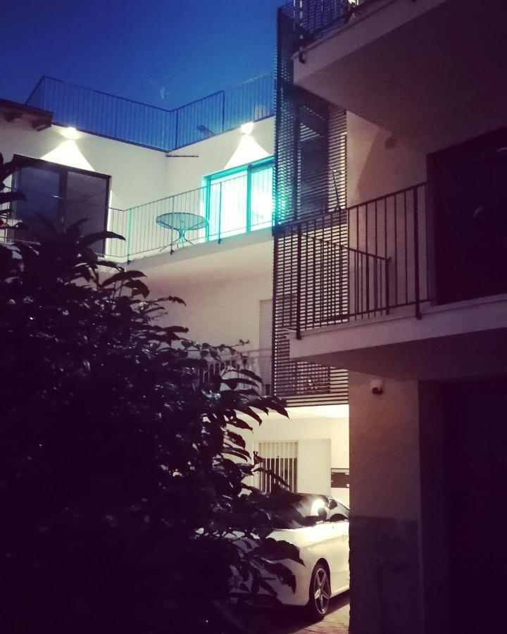 New Marina Apartments Torri Del Benaco Εξωτερικό φωτογραφία